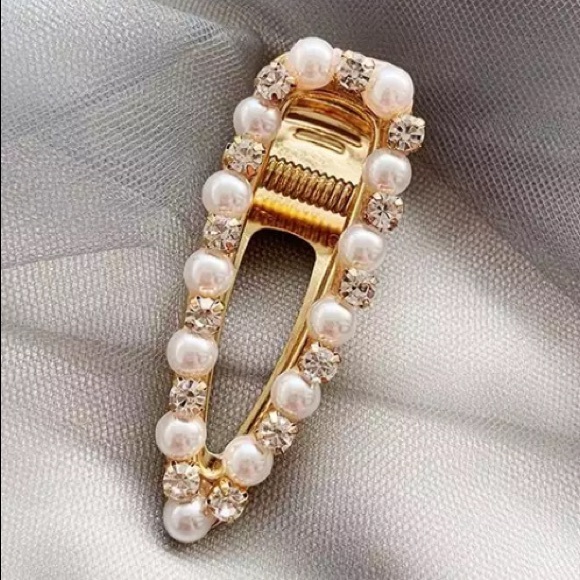 🔴5/$15⚠️𝗖𝗟𝗘𝗔𝗥𝗔𝗡𝗖𝗘⚠️ Pearl Hair Clip NEW - Picture 8 of 8